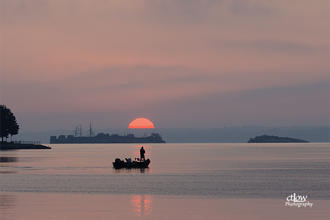 fisherman sunrise telephoto St. Lawrence River